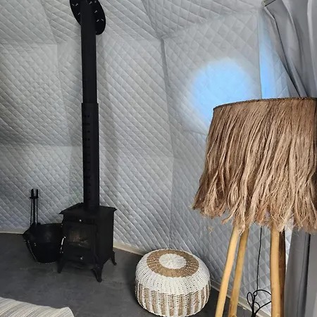 River Glamping Kalopanayiotis Chata Kalopanagiotis