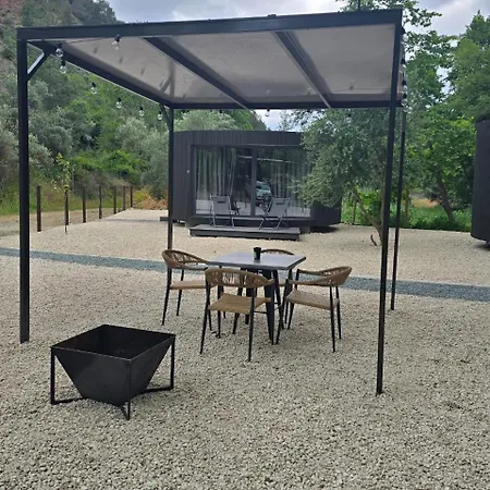 River Glamping Kalopanayiotis * Kalopanagiotis