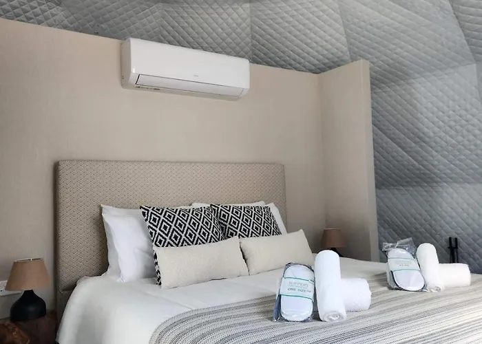 River Glamping Kalopanayiotis ロッジ *