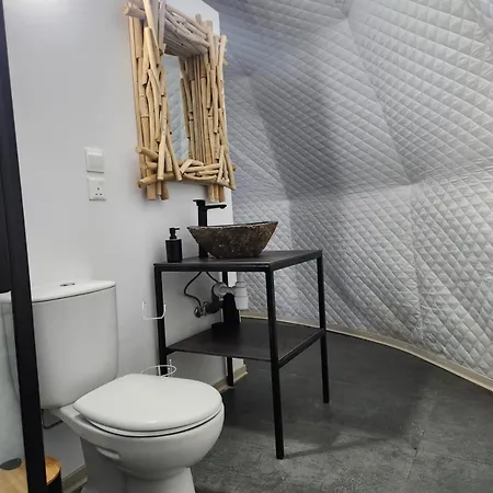 River Glamping Kalopanayiotis Lodge