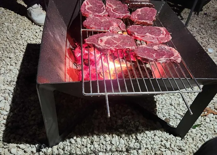 River Glamping Kalopanayiotis Gerendaház Kalopanajótisz