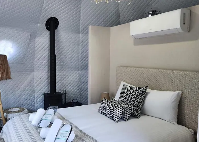 River Glamping Kalopanayiotis Kalopanajótisz