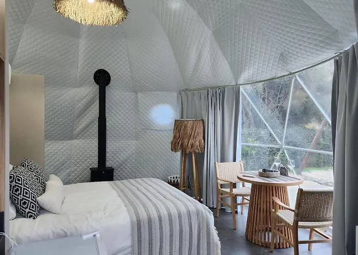 River Glamping Kalopanayiotis Gerendaház *