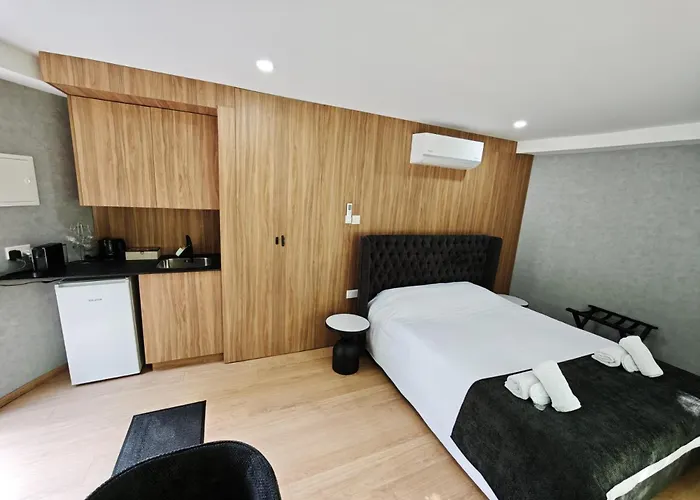 River Glamping Kalopanayiotis Alojamento de Turismo Selvagem *