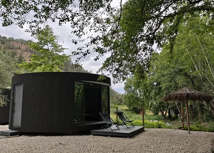 River Glamping Kalopanayiotis Alojamento de Turismo Selvagem Kalopanagiotis