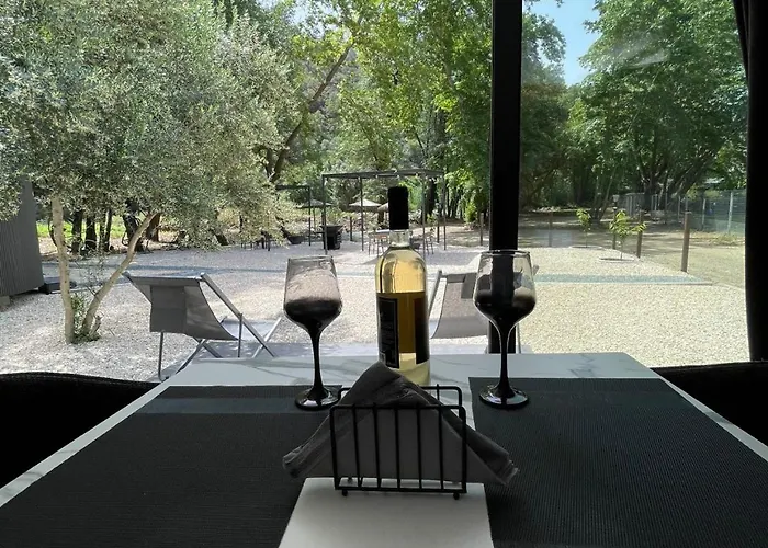 Alojamento de Turismo Selvagem River Glamping Kalopanayiotis